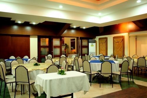 Mo2 Westown Hotel - Mandalagan Bacolod Zewnętrze zdjęcie