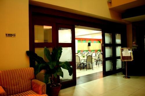 Mo2 Westown Hotel - Mandalagan Bacolod Zewnętrze zdjęcie