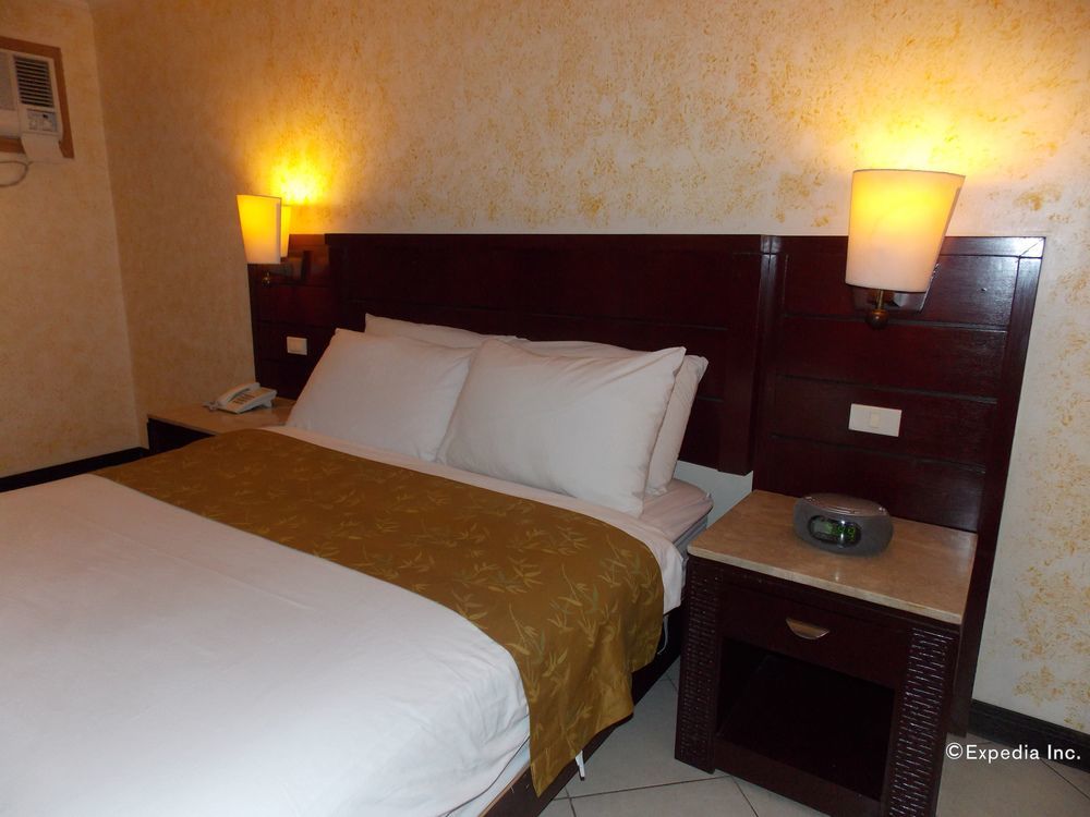Mo2 Westown Hotel - Mandalagan Bacolod Zewnętrze zdjęcie