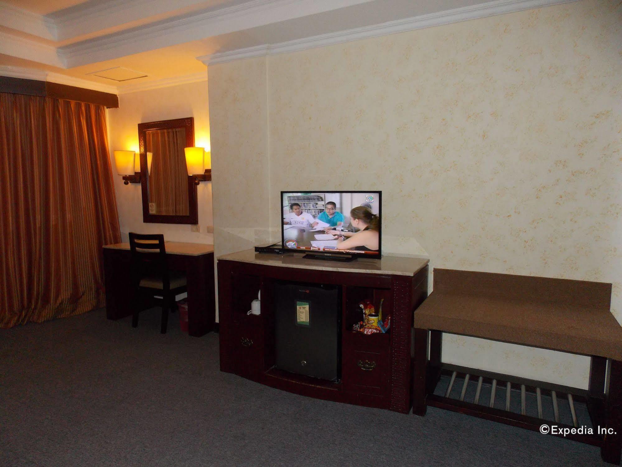Mo2 Westown Hotel - Mandalagan Bacolod Zewnętrze zdjęcie