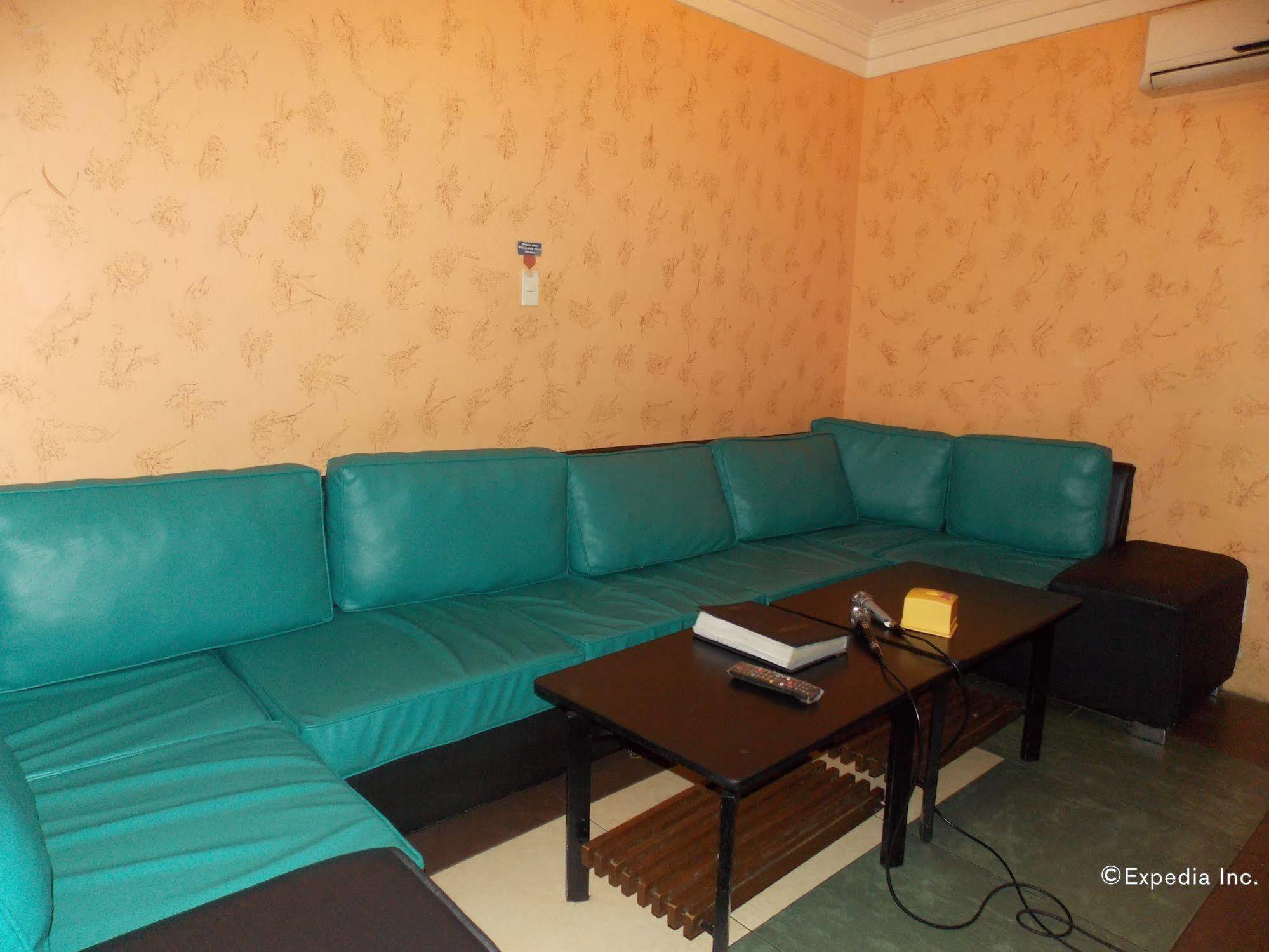 Mo2 Westown Hotel - Mandalagan Bacolod Zewnętrze zdjęcie
